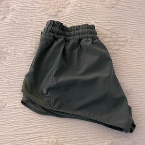 Hotty hot low rise 2.5 shorts